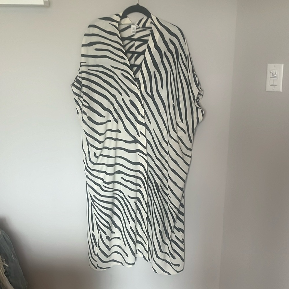 H&M Resort wear COVER UP /KAFTAN